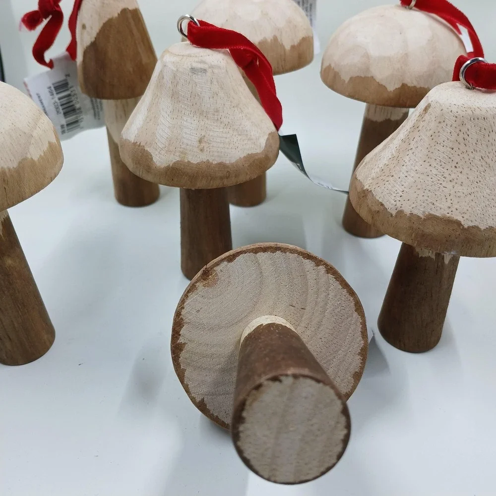Place & Time Wooden Mushroom Christmas Ornaments Set Of‎ 7 Rustic Decor Holiday
